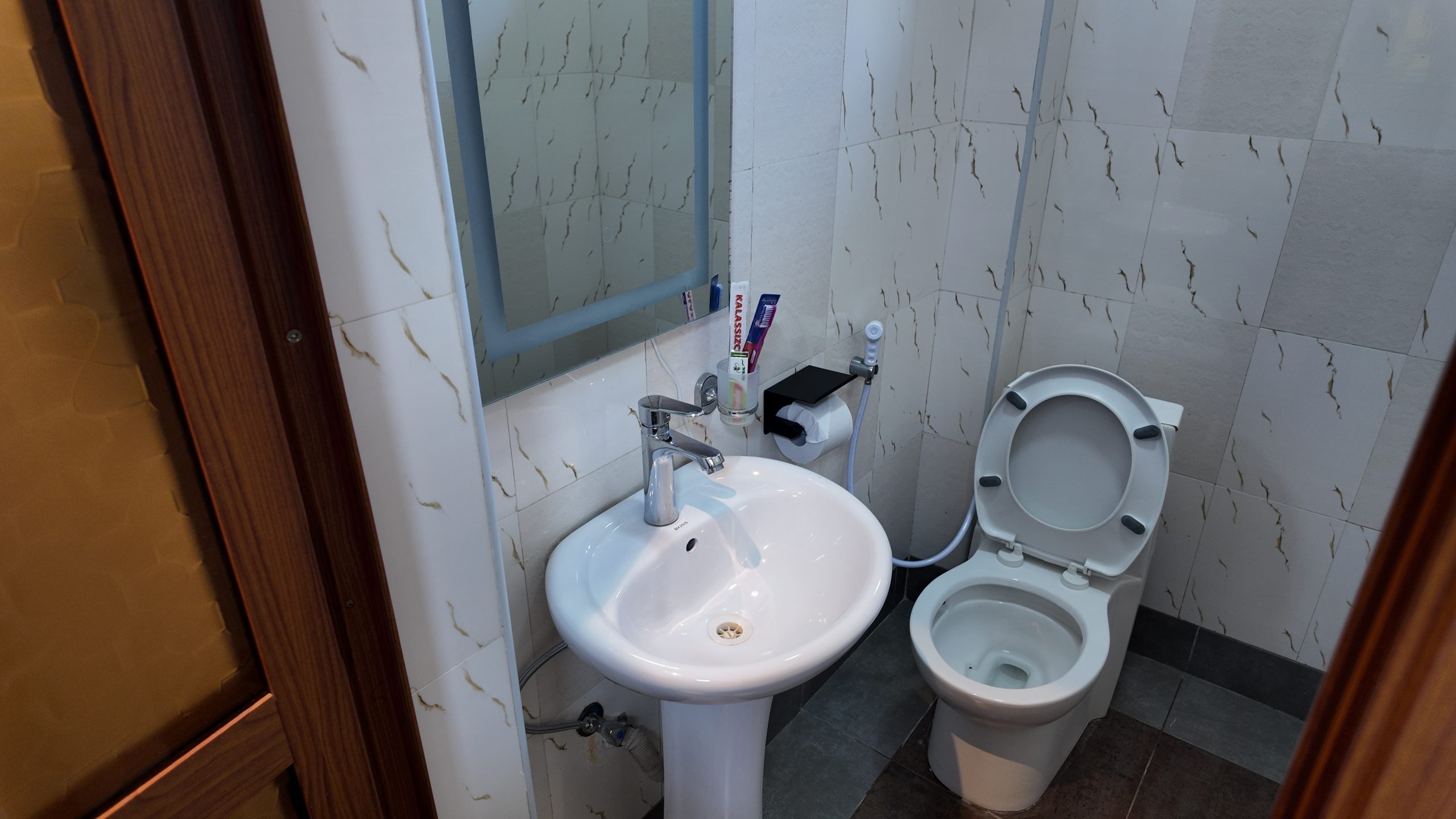 Amenities default