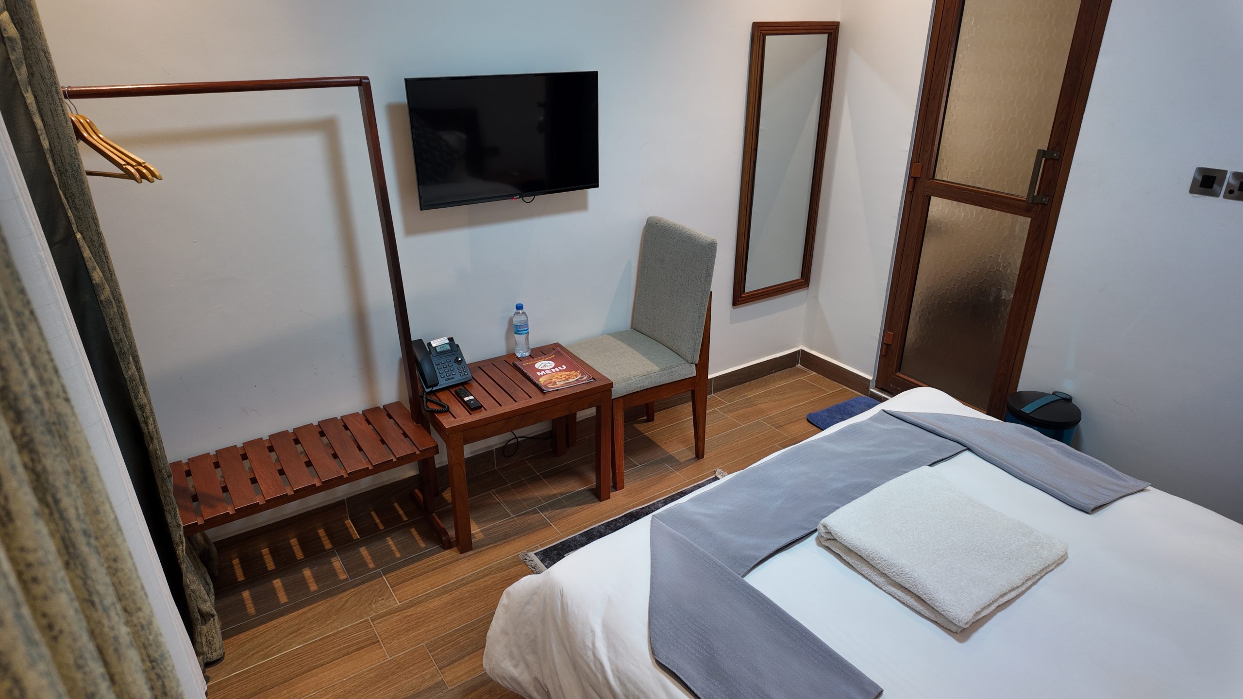 Rooms default